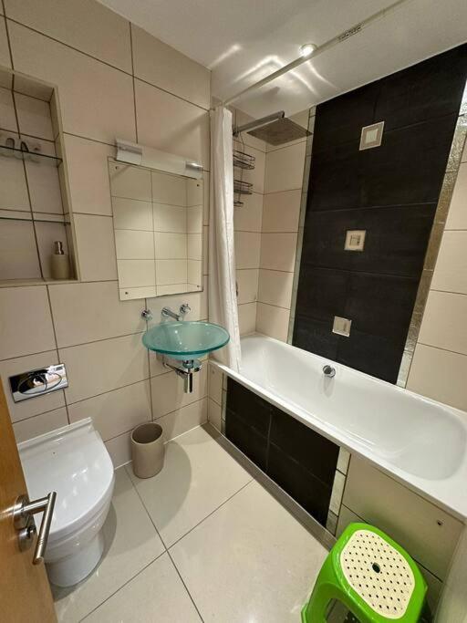 Two Br Flat 5 Mins Walk From London Eye G96 Lejlighed Eksteriør billede