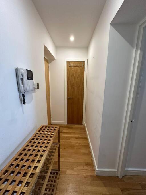 Two Br Flat 5 Mins Walk From London Eye G96 Lejlighed Eksteriør billede